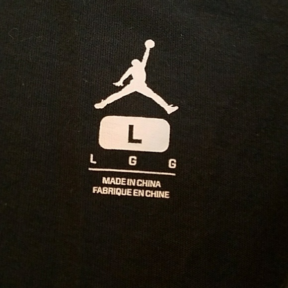Air jordan flight 23 tshirt. - Picture 3 of 7